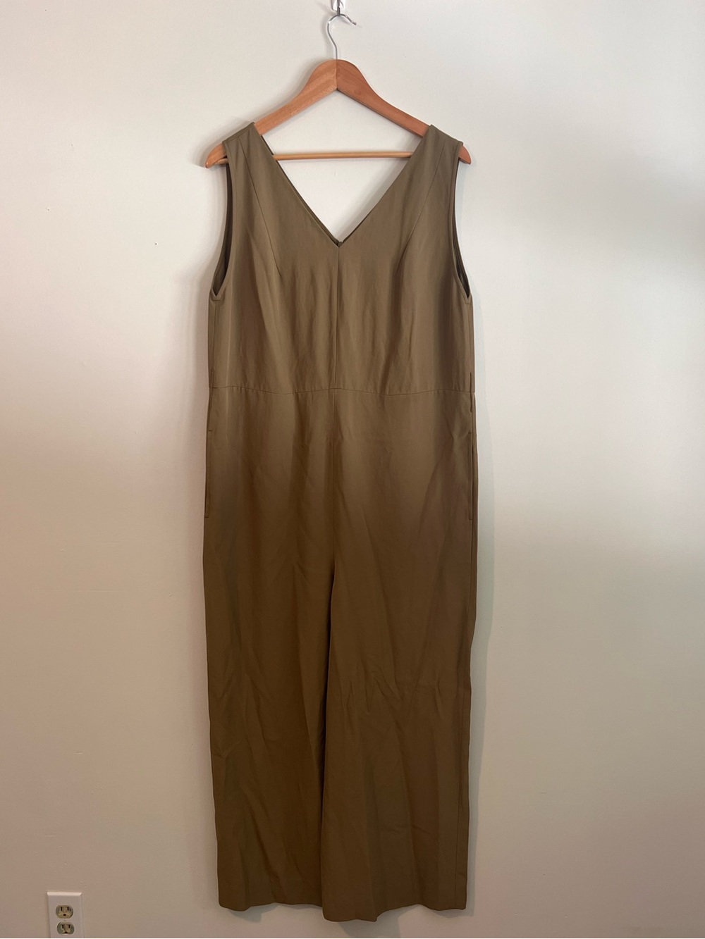 Everlane Olive Sleeveless V-Neck Wide-Leg Jumpsuit